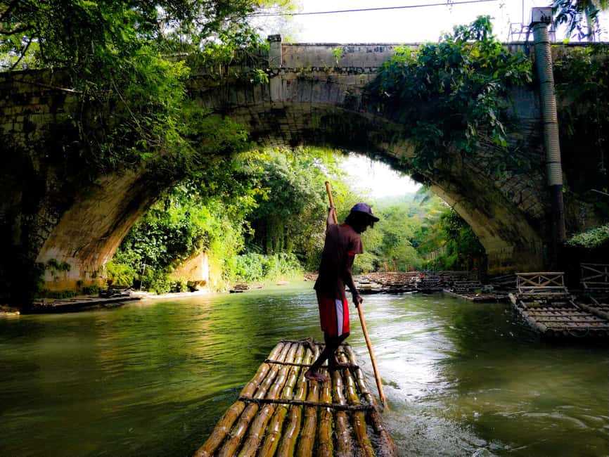 Montego Bay: Bamboo Raft Cruise on the Great River - The old bridge and Lethe’s past
