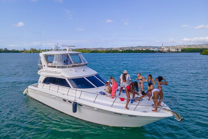 Montego Bay Private Yacht Tour with Open Bar and Lunch - Snorkeling at Montego Bay Marina