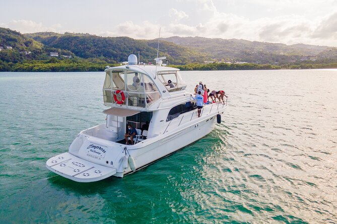 Montego Bay Private Yacht Tour with Open Bar and Lunch - Continuing toward the Fish and Bird Sanctuary
