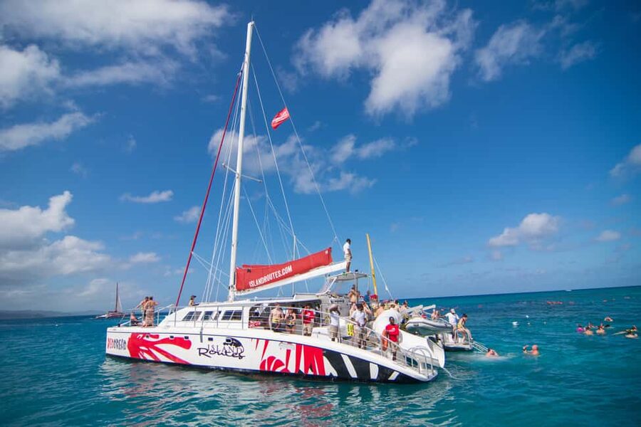 Montego Bay: Reggae Catamaran 18+ Cruise with Open Bar - The return ride becomes a floating club