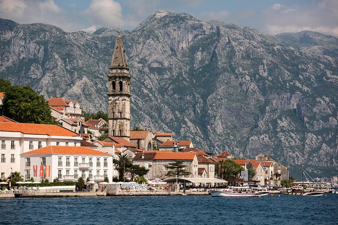 Montenegro: Bay of Kotor Day Trip from Dubrovnik English -Español - Kotor Old Town is the main event
