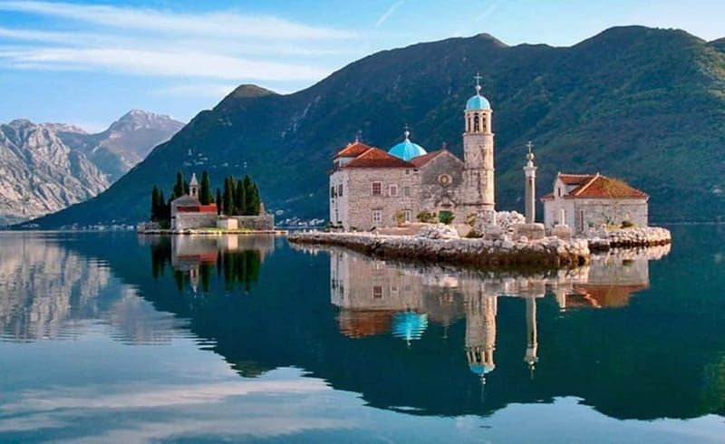 Montenegro Day Trip & Kotor Bay Short Boat Cruise - Early pickup from Dubrovnik or Cavtat