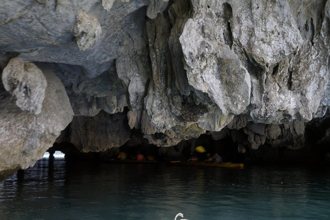 Most favorite full day boat tour with kayaking in Lan Ha bay, Ha Long bay - Fish, floating houses, and lunch aboard the boat