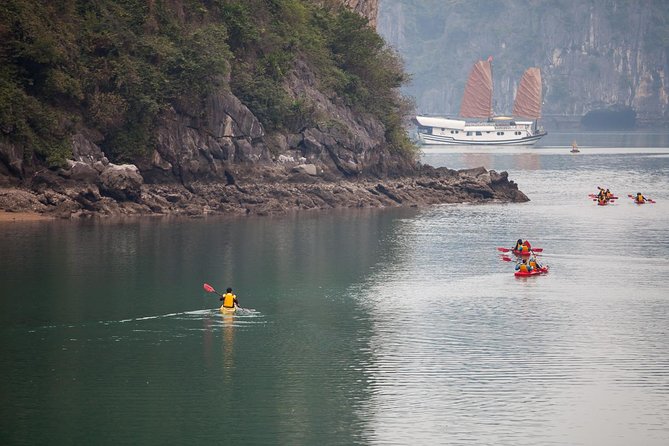 New Cruise Ha Long - CATAMARAN PREMIUM - Boarding the catamaran at Halong Bay