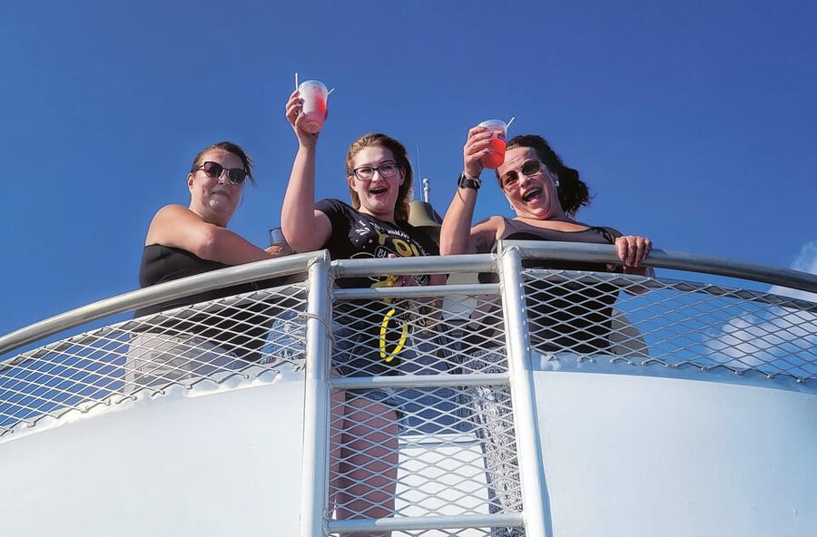 Newport, RI: Evening Cocktail Cruise of Narragansett Bay - Open water, Rose Island, and the Jamestown shoreline