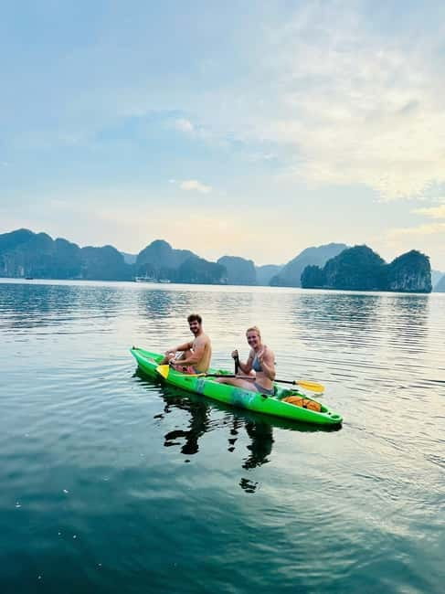 Ninh Binh: 2 days Lan Ha Bay - hiking, biking, kayaking - Limestone towers and lunch on the boat