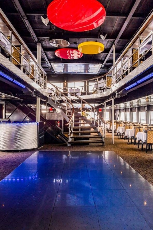 NYC: Christmas Day Buffet Brunch or Dinner Harbor Cruise - The route along the Hudson and East Rivers