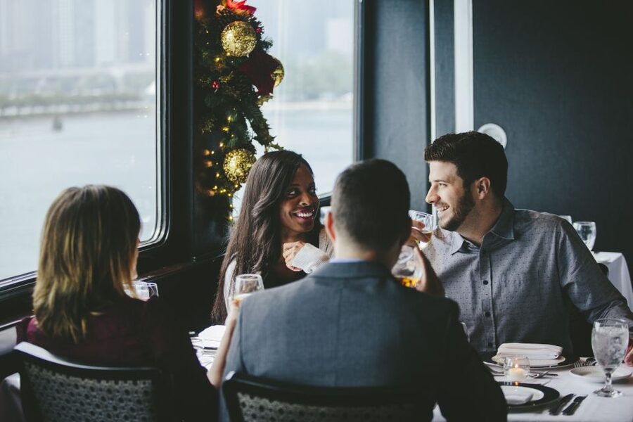 NYC: Christmas Eve Buffet Lunch or Dinner Harbor Cruise - Choosing Lunch or Dinner