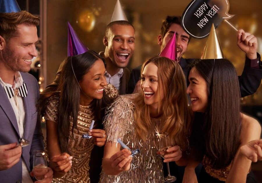 NYC: New Year's Eve Buffet Dinner Fireworks Harbor Cruise - Music, dancing, and the three-hour clock