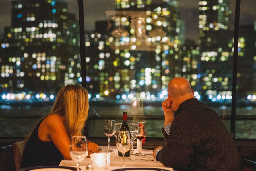 NYC: Thanksgiving Gourmet Lunch or Dinner Harbor Cruise - The city views from the water