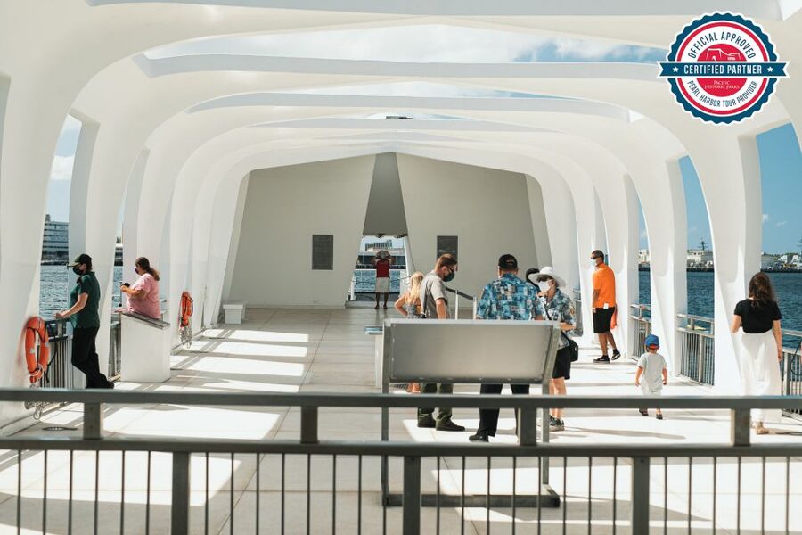 Oahu: Pearl Harbor Tour with USS Arizona Memorial - Punchbowl and the Honolulu sights