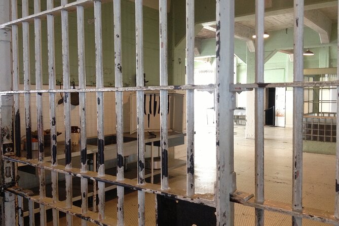 Official Alcatraz Island Prison Tour and San Francisco Bay Cruise - Who will enjoy this most?