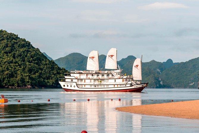 (Official) Signature Halong Cruise - 03 days 02 nights program - Day 3: Thien Canh Son Cave before breakfast
