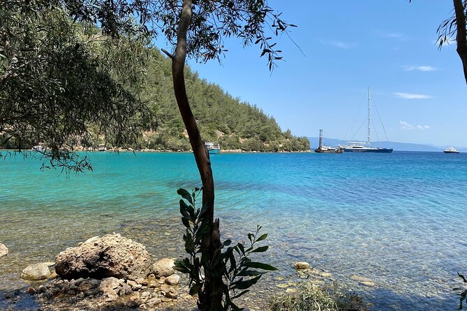 Orak Island, German Bay, Rabbit Bay Boat Tour incl. Lunch - Life aboard the Ezgi boat
