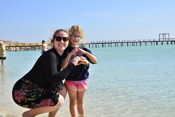 Orange Bay Island Cruise with Breakfast, Lunch and Drinks - What the $25 price really covers