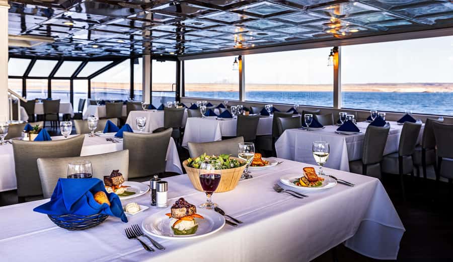 Page: Wahweap Bay Canyon Princess Yacht Dinner Cruise - Booking details that affect your decision
