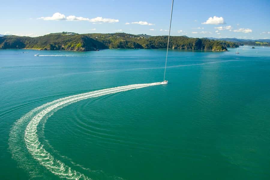 Paihia: Bay of Islands Parasailing Flight - Rising quietly above the Bay of Islands