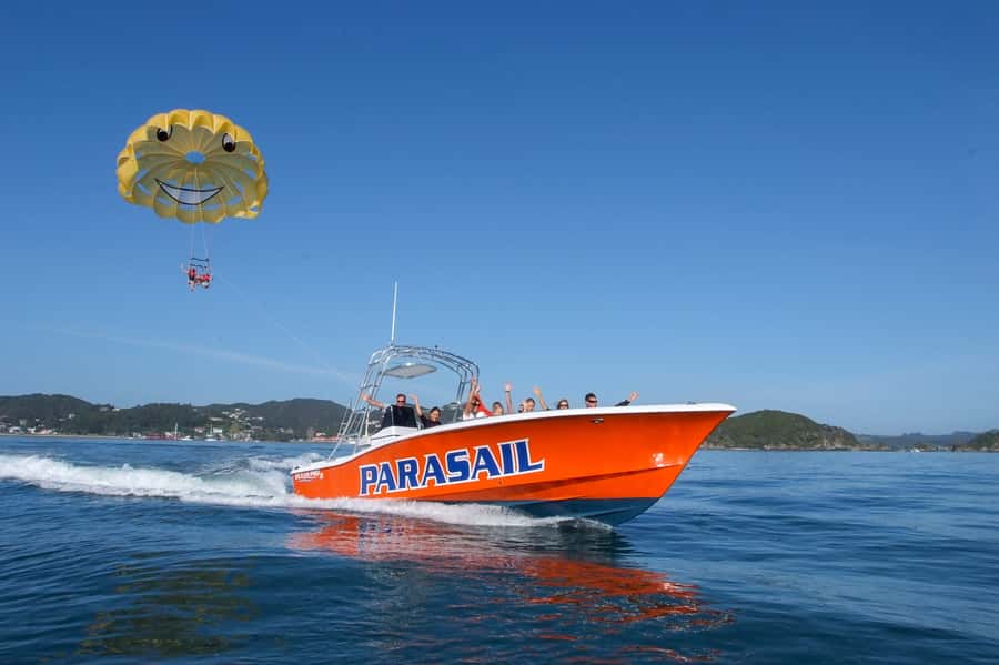 Paihia: Bay of Islands Parasailing Flight - What the 90-minute outing is really like