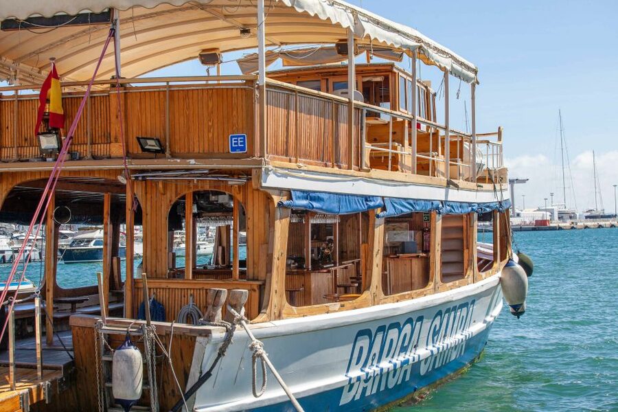 Palma de Mallorca: Palma Bay Boat Tour with Snorkeling - The southern anchorage and your swim stop