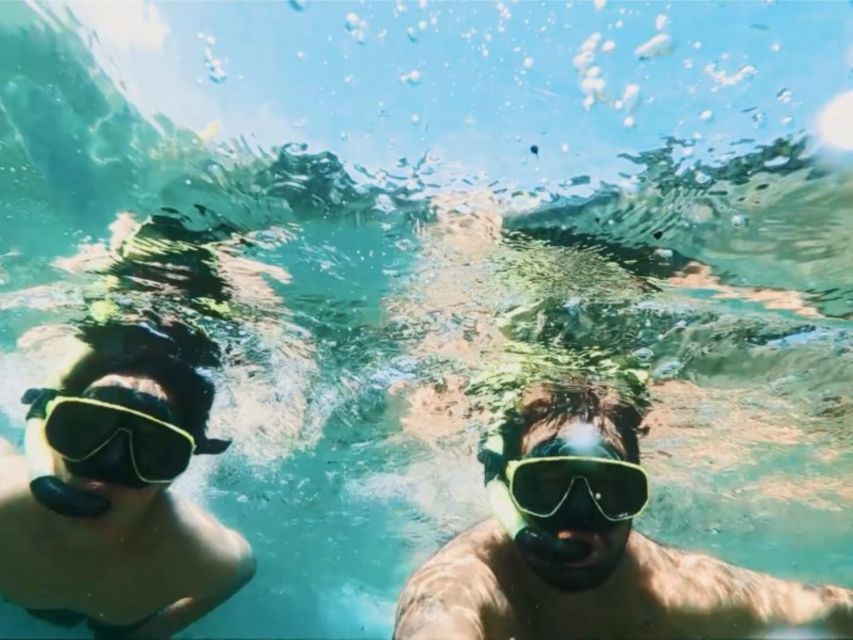 Paraty Bay: Islands & Beaches Boat Tour with Snorkeling - What the day feels like for families and couples