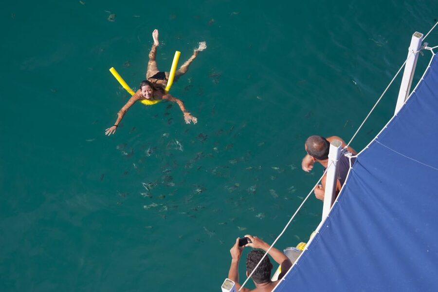 Paraty Bay: Islands & Beaches Boat Tour with Snorkeling - What to bring and what can catch you out