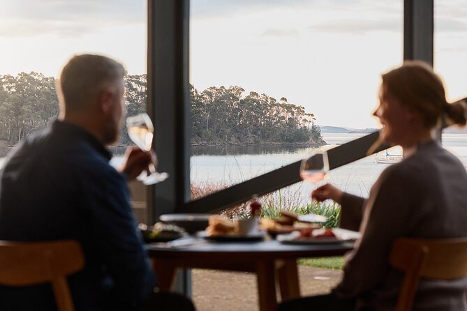 Peppermint Bay Cruise & Lunch - The scenery: Bruny Island, Alum Cliffs, and Iron Pot