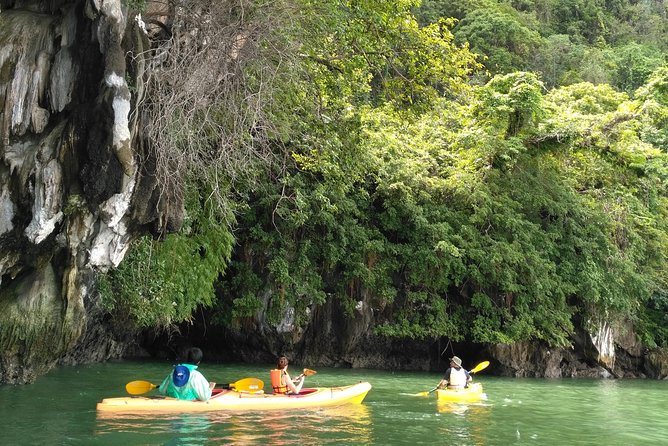 Phang Nga Bay kayaking day trip - Lunch on a secluded beach