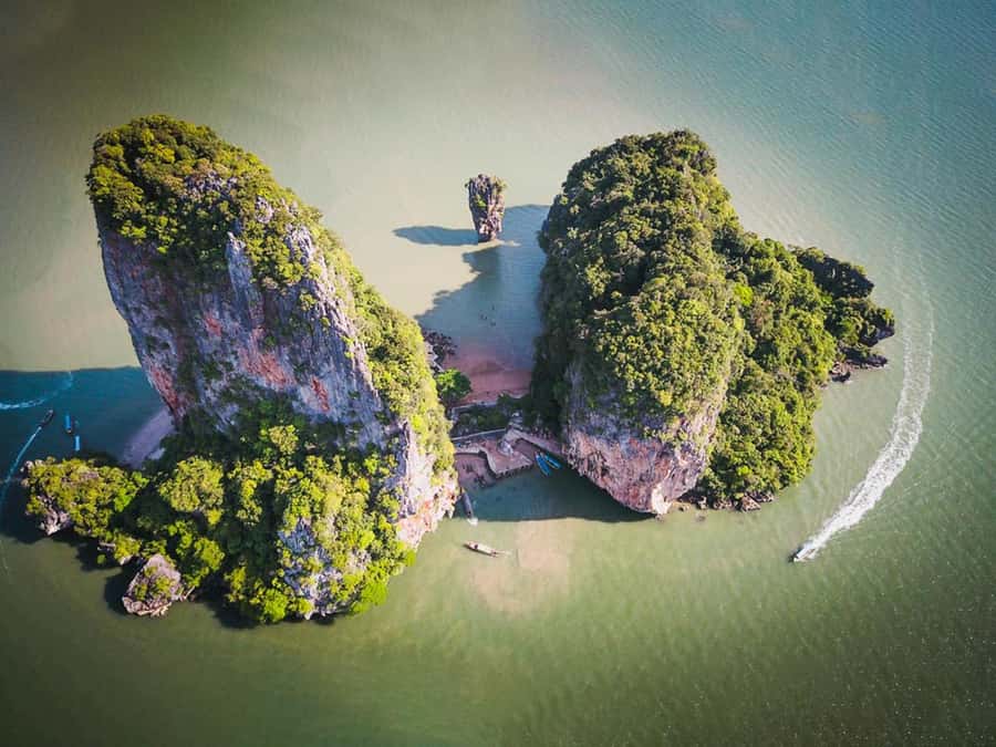 Phang Nga Bay: Longtail Boat Sightseeing Tour - Canoeing through caves and mangroves