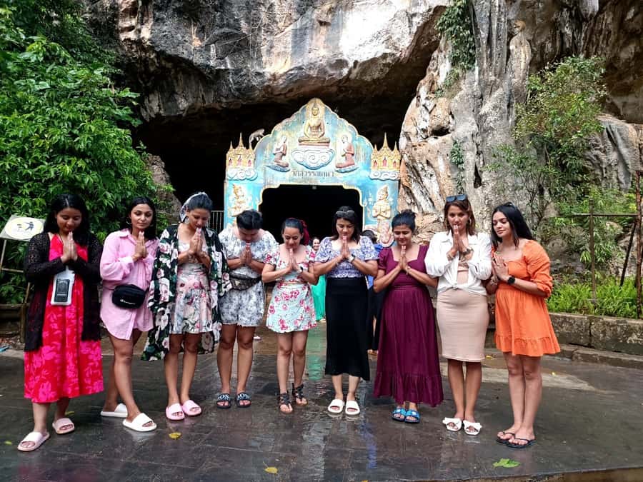 Phang Nga Bay: Private or Small-Group Day Trip - Lunch and local life at Koh Panyee
