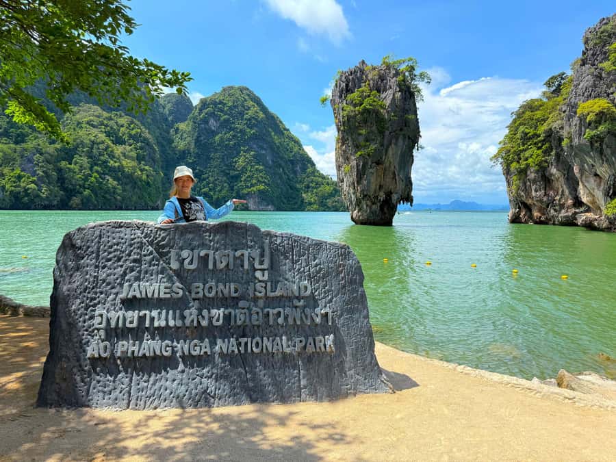 Phang Nga: Private Longtail Boat to James Bond & Koh Panyi - A 20-minute kayak option through the mangroves