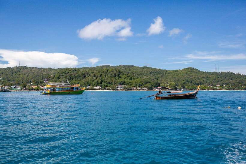 Phi Phi Island: Maya bay Sunset & Plankton by Speedboat - Sunset from the speedboat