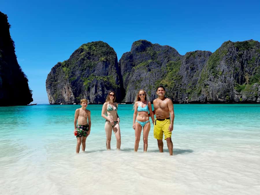 Phi Phi: Private Speedboat Tour with Maya Bay and Snorkel - One hour at Maya Bay