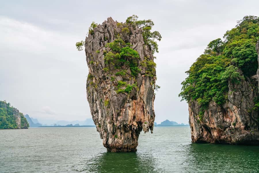 Phuket: Phang Nga Bay Twilight Kayaking Tour with Meals - Why this Phang Nga Bay tour feels different