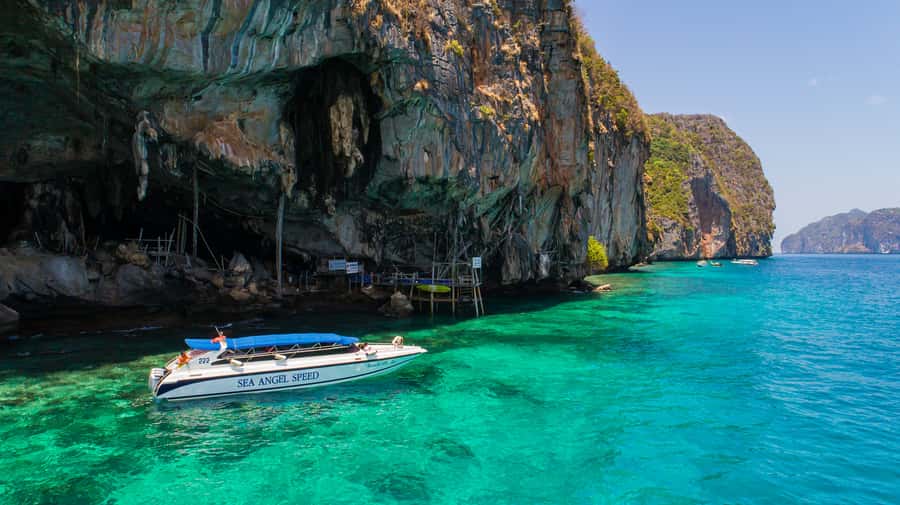 Phuket: Speedboat Day Trip to Phi Phi and Maya Bay - What the $55 price really gets you