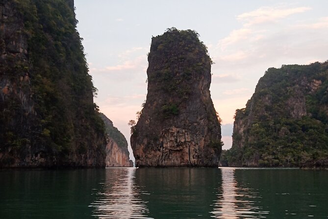 Phuket Sunset Big Boat Trip To Phang Nga Bay & James Bond Island - Sunset, dinner, and the changing colors of the bay