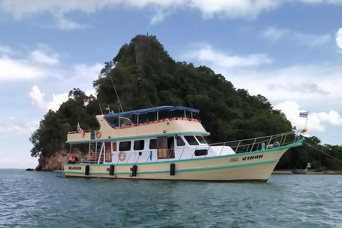 Phuket Sunset Big Boat Trip To Phang Nga Bay & James Bond Island - The cruise from Phuket to Phang Nga Bay