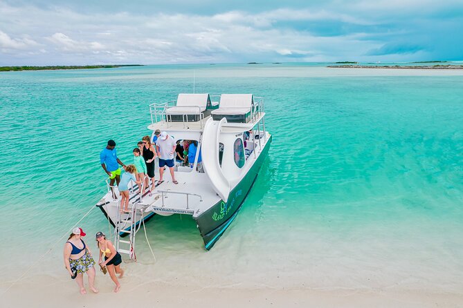 Private 4 Hour Power Catamaran Excursion in Grace Bay - Half Moon Bay and Iguana Island