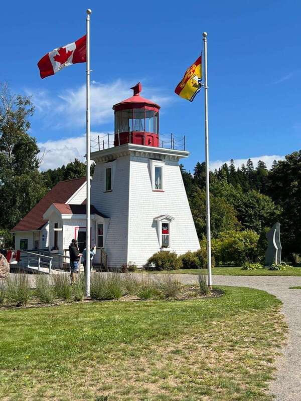 Private Bay of Fundy and City Highlights Tour up to 7 - Key points at a glance