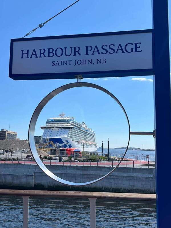 Private Bay of Fundy and City Highlights Tour up to 7 - Starting at King Square in the heart of Saint John