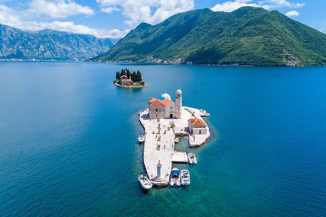 Private Gastro Cruise: Blue Cave & Organic Seaside Lunch - What Two Hours Really Gives You
