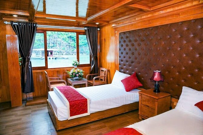 Private Lan Ha Bay Cruise 2D1N - Swimming, jumping, and the first evening onboard