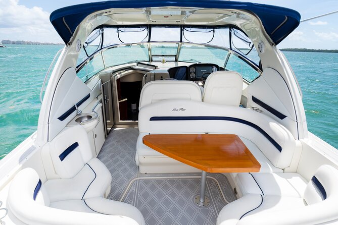 Private tour for 12 people on a 40 ft Yacht, Ft Lauderdale bay - Weather, swimming, and cancellation advice