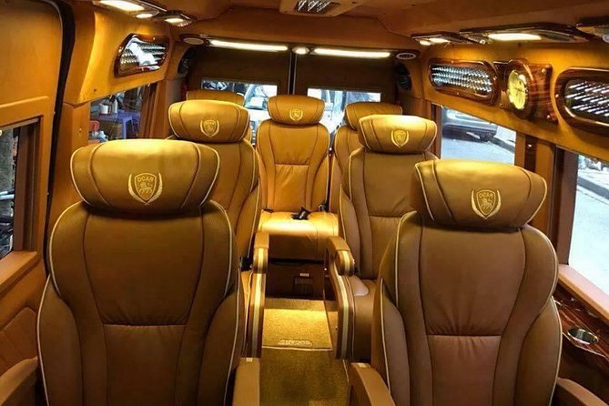 Private Transfers Hanoi <=> Halong One Way by Limousine Vehicles - What the private limousine ride is like