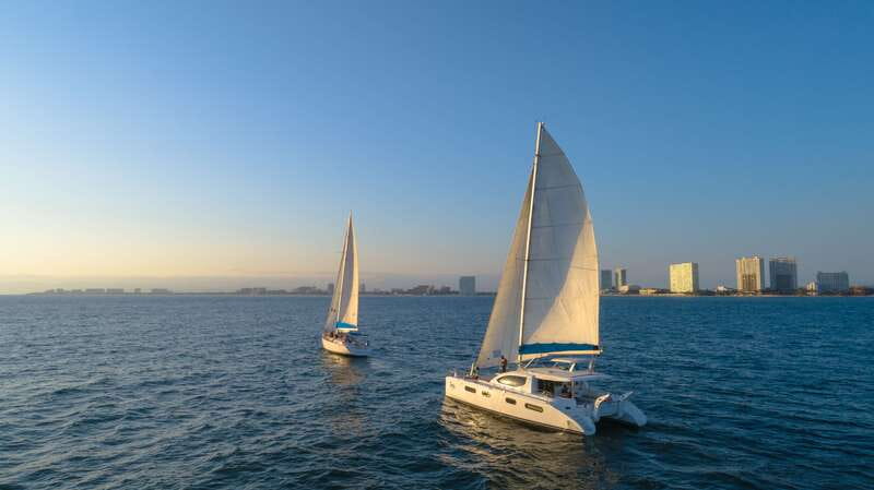 Puerto Vallarta: Luxury Day Sailing Tour of Bay of Banderas - Meeting at Paseo de las Palmas 390A