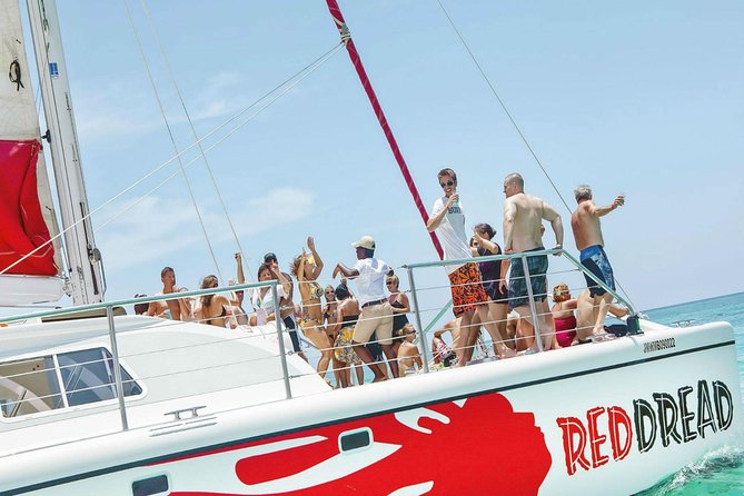 Reggae Catamaran and Snorkeling Open Bar Cruise Montego Bay - Snorkeling near Doctor’s Cave Beach