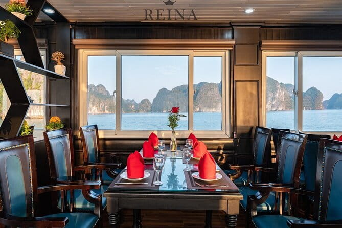 REINA - Ha Long Luxury Day Cruise - A quick pearl farm stop near Ha Long City