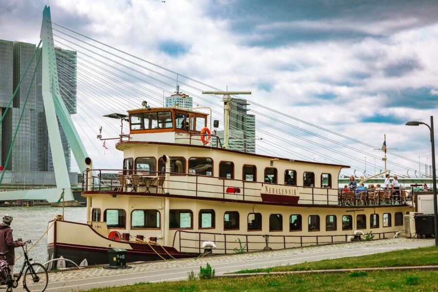 Rotterdam: Harbor Cruise on a Historic Ship - From city bridges to harbor activity