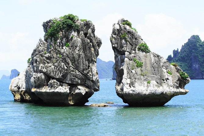 Round-Trip Hanoi to Halong Private Vehicle Charter - Why private pickup can save a travel day