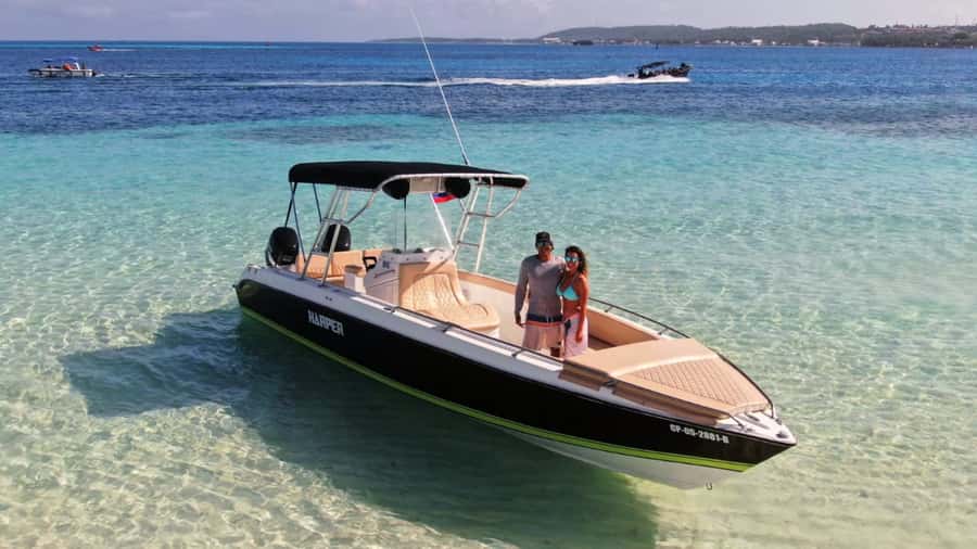 San Andres: Private San Andres Bay Tour by Luxury Speedboat - Old Point mangroves show a quieter side of the island