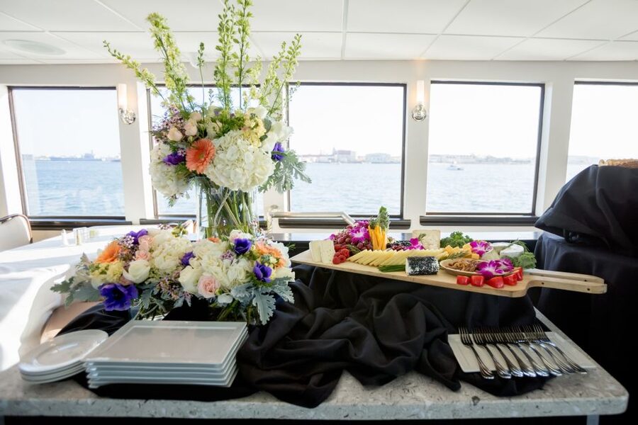 San Diego: Bay Sights and Sips Sunset Cruise - Boarding at 970 North Harbor Drive